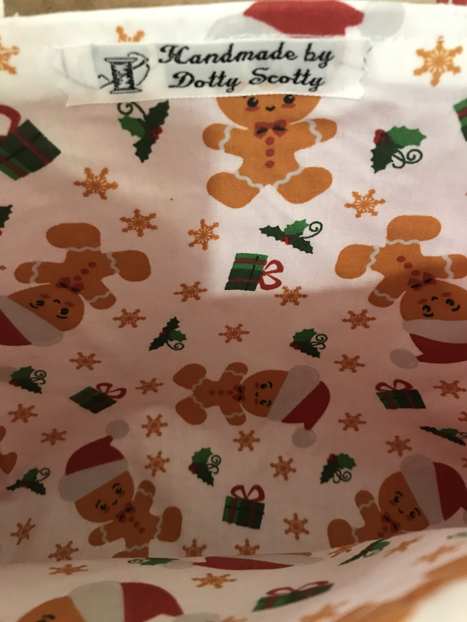 Mrs Gingham Gingerbread Red Felt Gift Bag - Image 2
