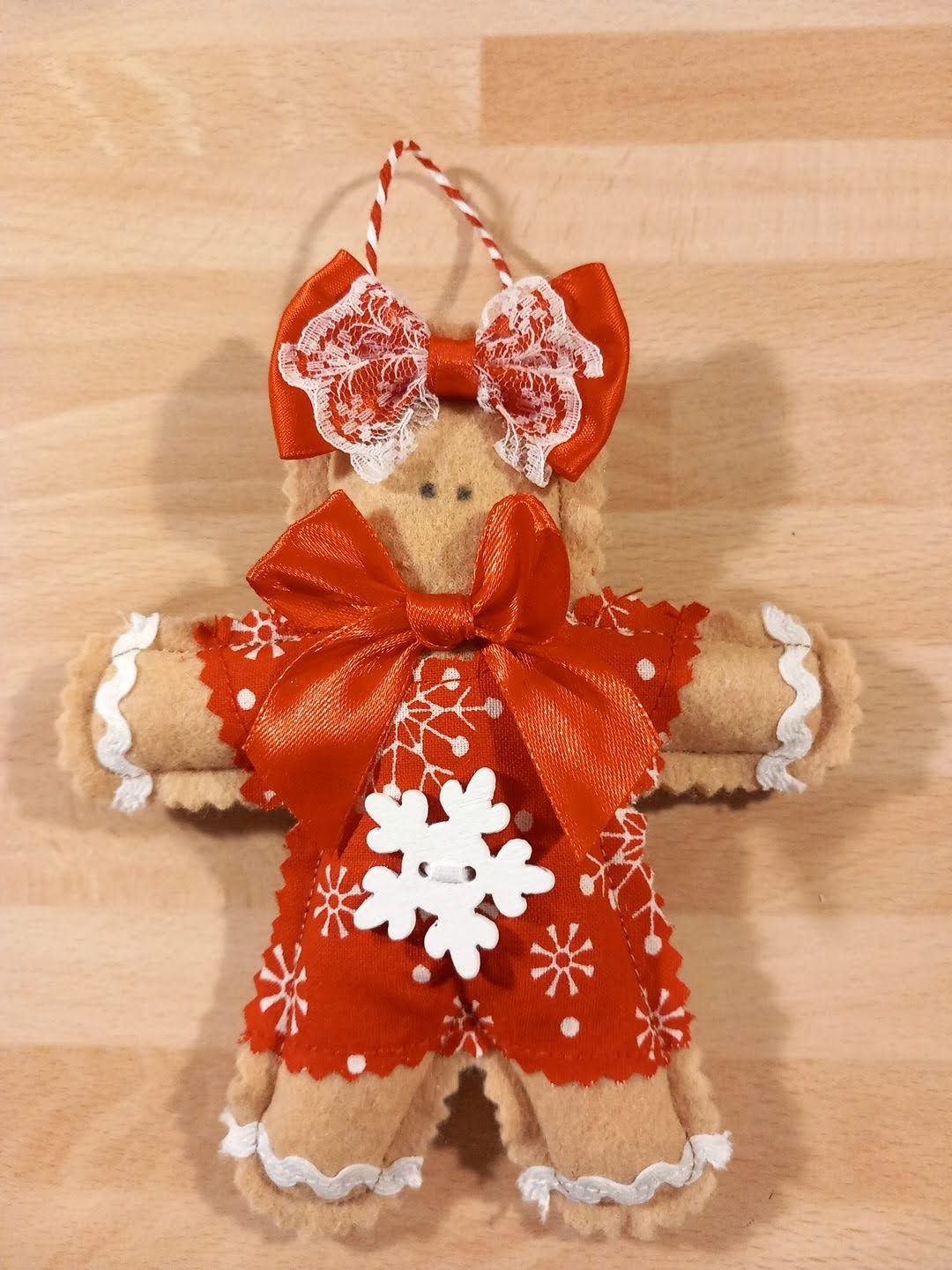 Mrs Red Snowflake Gingerbread Felt Tree Decoration