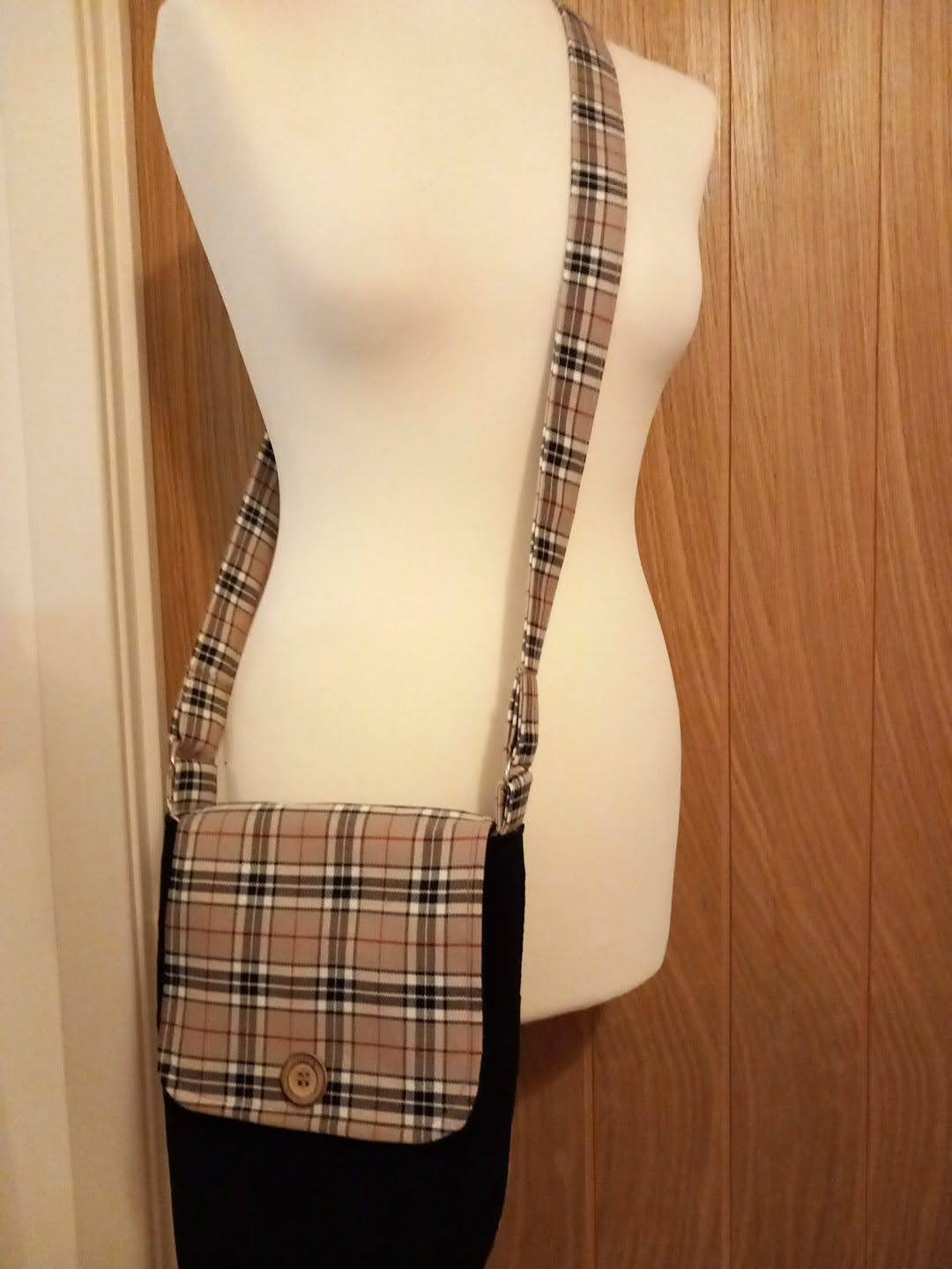 Thomson Caramel Tartan & Black Cord Small Messenger Style Bag - Image 4