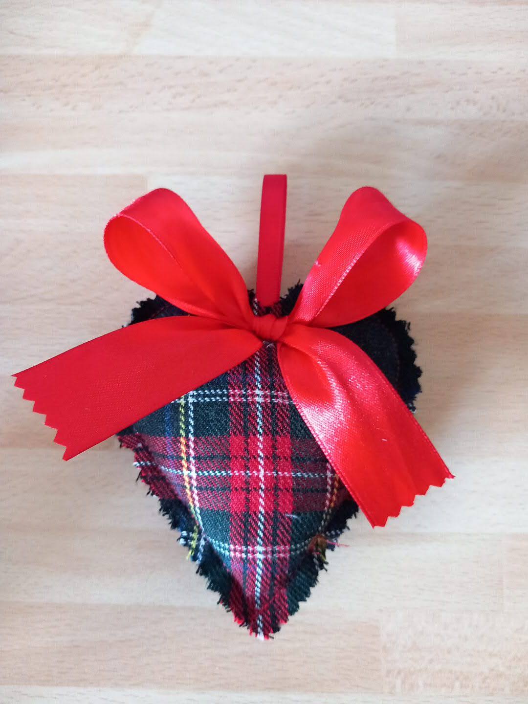 Navy Dress Royal Stewart Tartan Lavender Loveheart Red Ribbon (Small)