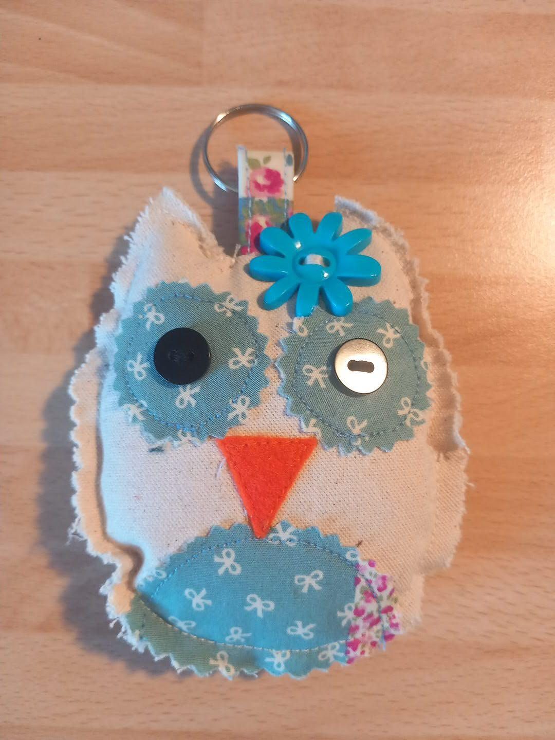 Canvas & Blue Mini Bows and Flower Owl Keyring